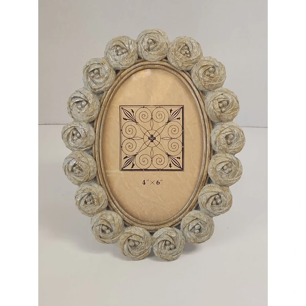 Vintage Shabby Chic Oval Picture Frame 4x6 Carved Rosette Rose Cottagecore